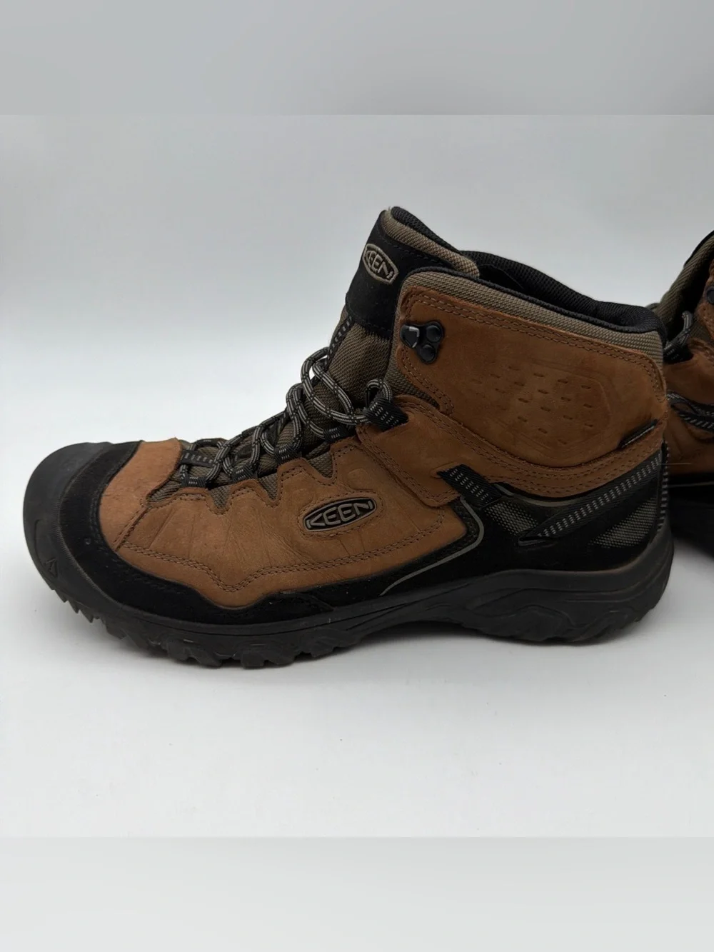 KEEN Targhee IV Mid Mens Leather Hiking Boots Shoes Size 14 Brown Waterproof